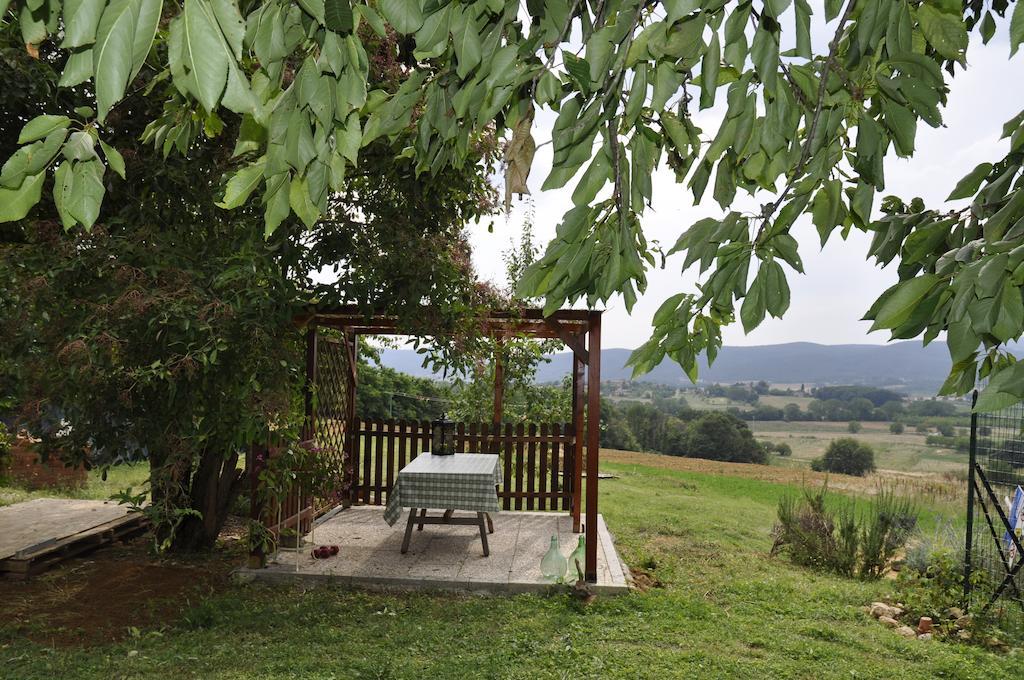 Agriturismo Colombino Siena Exterior photo